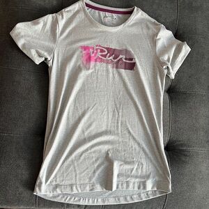 Under Armour Running Shorts Sleeve - Women’s S